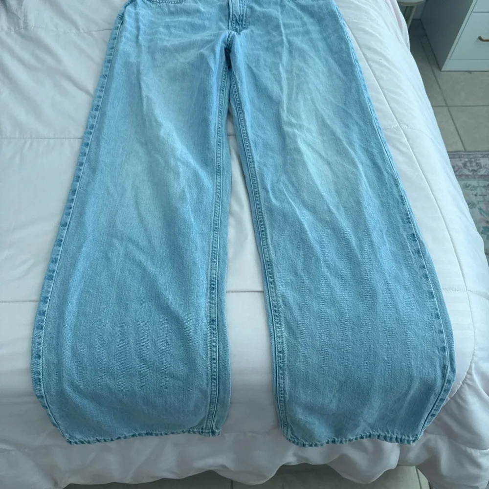 Lucky Brand Women's wide leg Jeans - Dark Blue and Light Blue bundle! - Picture 4 of 12